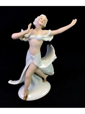 RARE Vintage Wallendorf 1764 German Art Deco Ballroom Porcelain Figurine